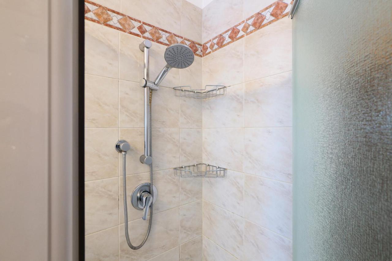 Mila Brizi Apartamento *